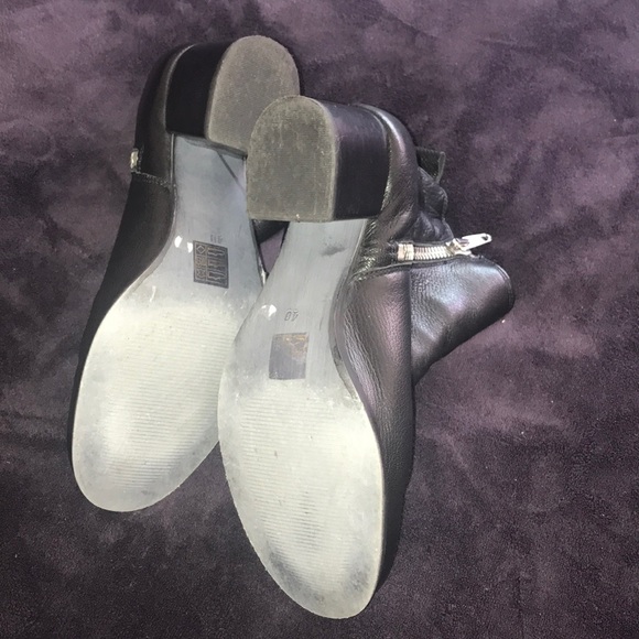 Bootie - Picture 4 of 4